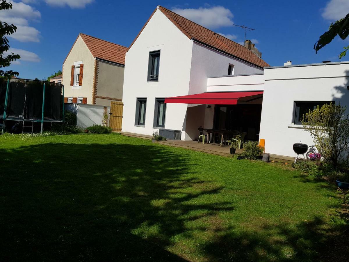 Chambres D'Hotes "Les Trois Loupiots" Chanteloup-en-Brie Εξωτερικό φωτογραφία